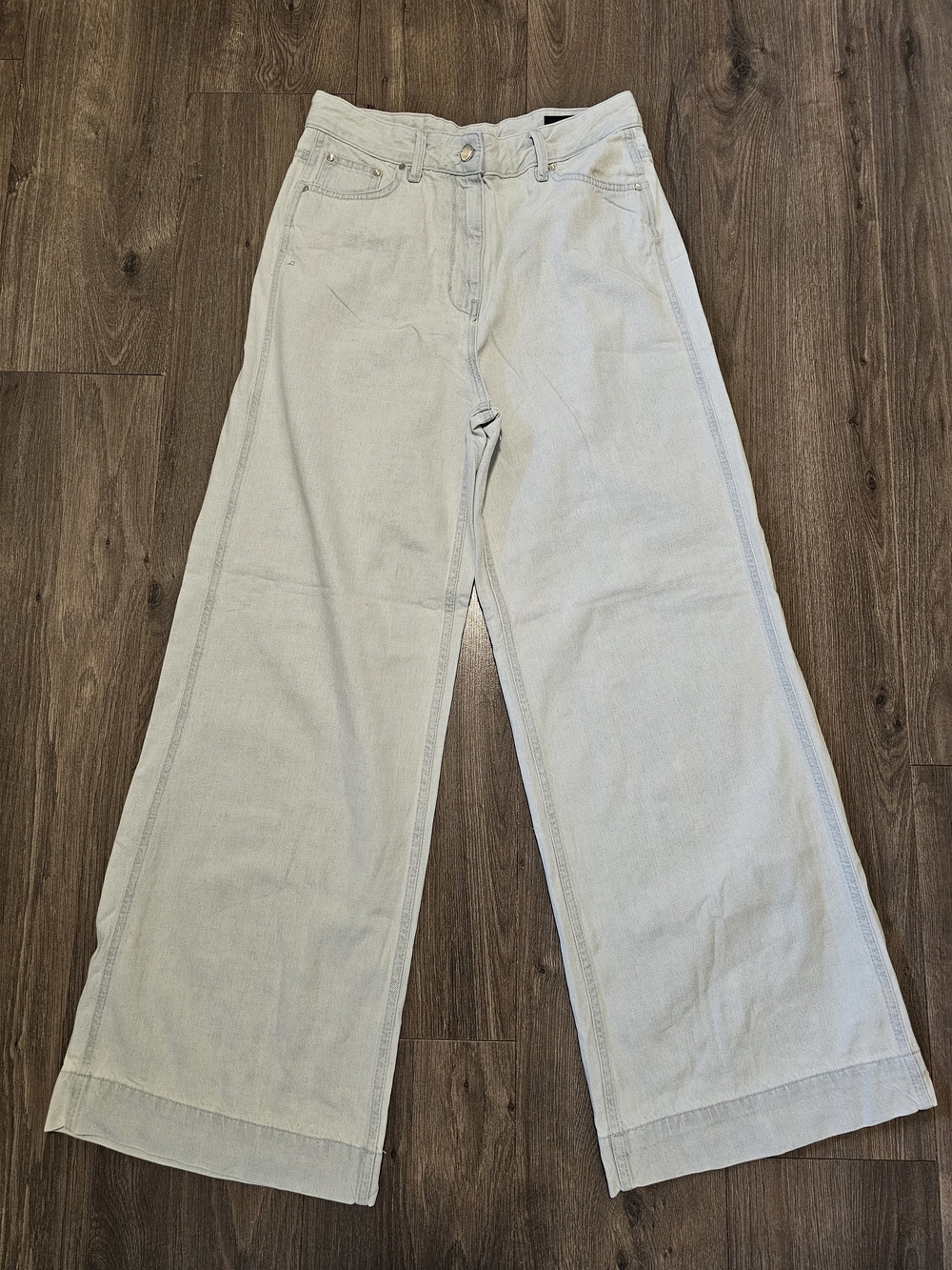 NWOT-Zara Light Blue Wide-Leg Women Jeans -